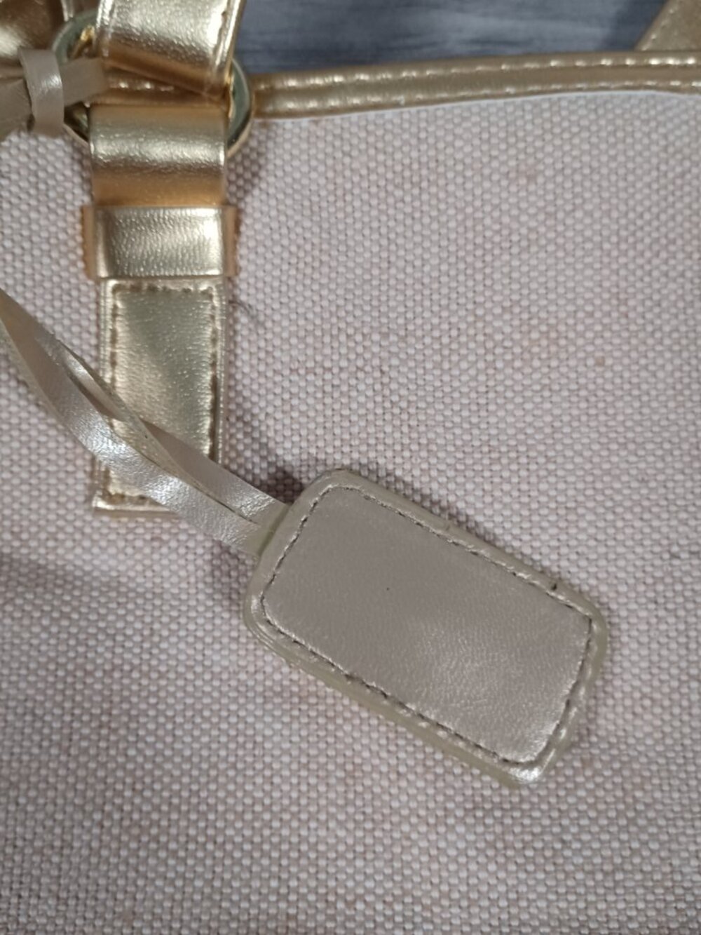 Unbranded Women's Shoulder Bag Tan and Gold Mesh Double Straps - Picture 4 of 13